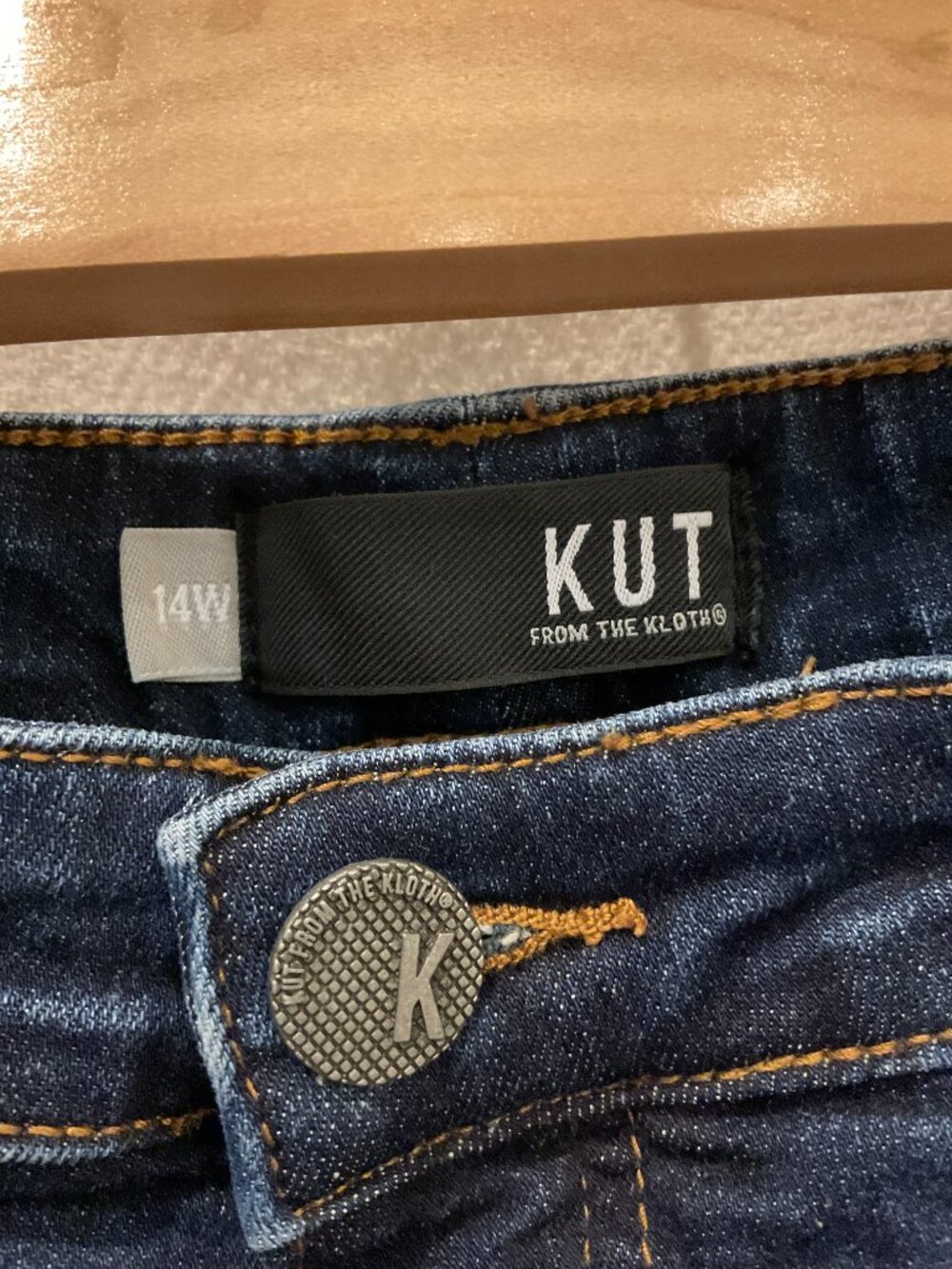 Kut from the Kloth Dark Wash Straight Leg Jeans | Size 14W | Plus | Like New - Picture 3 of 4